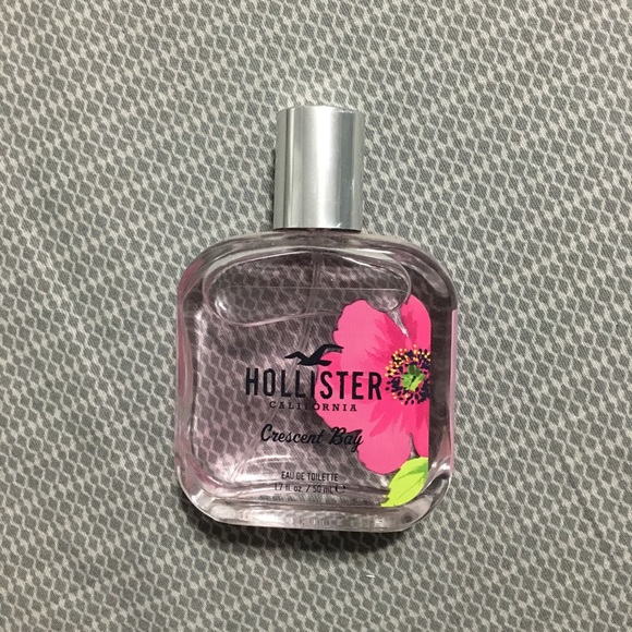 crescent bay hollister perfume